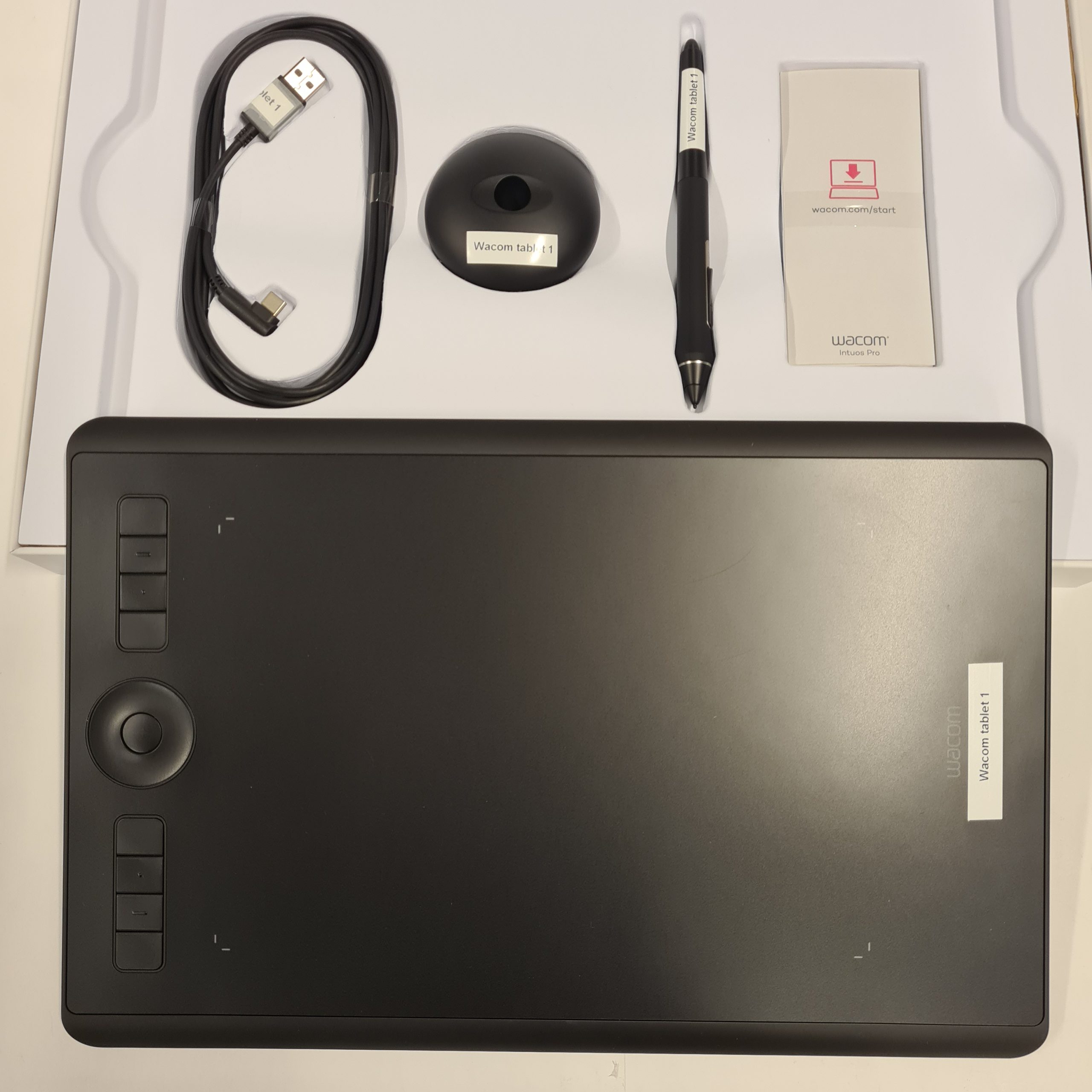 Wacom Intuos Pro Pen Tablet