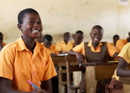 Examining the impact of citizen aid: Exploring the differences between online and face-to-face interviews